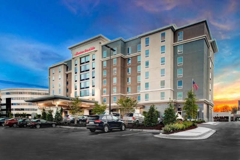 Hampton Inn & Suites By Hilton Atlanta Perimeter D Exterior photo